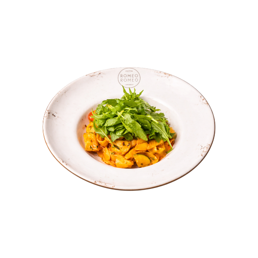 Tagliatelle Pollo Zucchini image