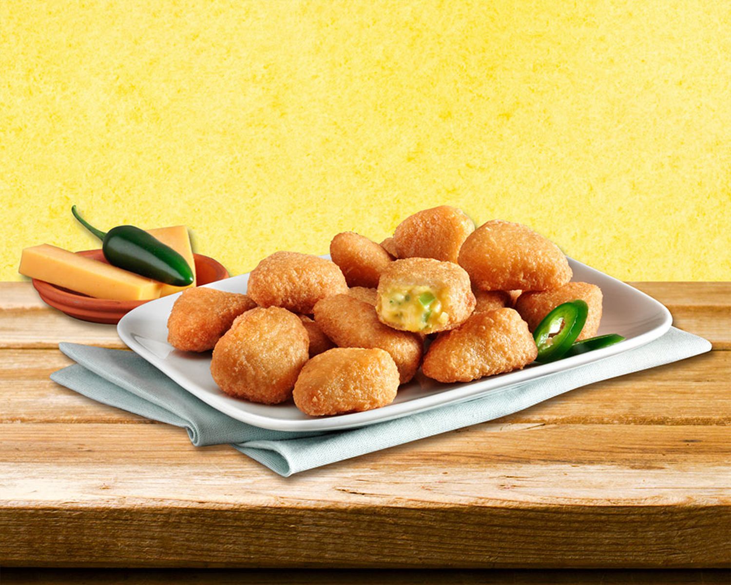 Cheesy jalapeño nuggets 4 stuks image